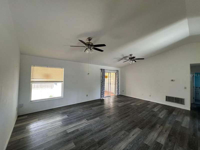 3 bedroom Single Family Residence at 2024 Lime Tree Drive, Florida Shores 01, Edgewater — photo 5
