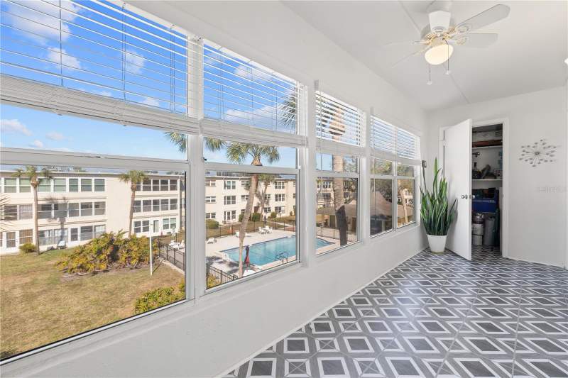 2 bedroom Condominium at 11720 PARK BOULEVARD #302, SEMINOLE SQUARE APTS II CONDO, SEMINOLE — photo 2