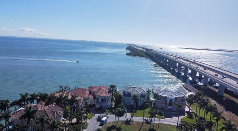 2 bedroom Condominium at 7550 Sunshine Skyway Lane #P11, Seapointe Terrace Condo, St Petersburg — photo 3