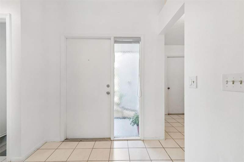 2 bedroom Condominium at 341 Hibiscus Drive, Cloverplace Condo, Palm Harbor — photo 5
