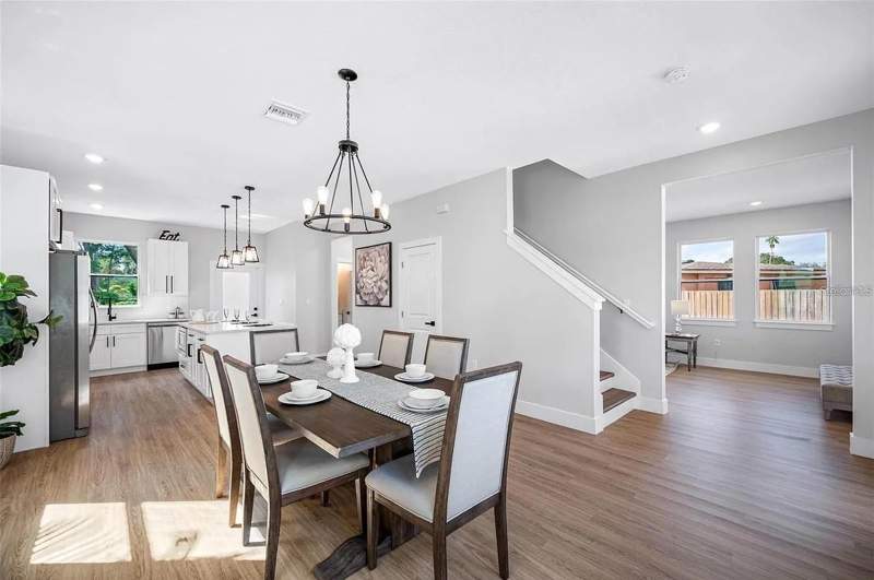 5 bedroom Single Family Residence at 1516 59th Street, Tyrone Gardens Sec 1, St Petersburg — photo 3