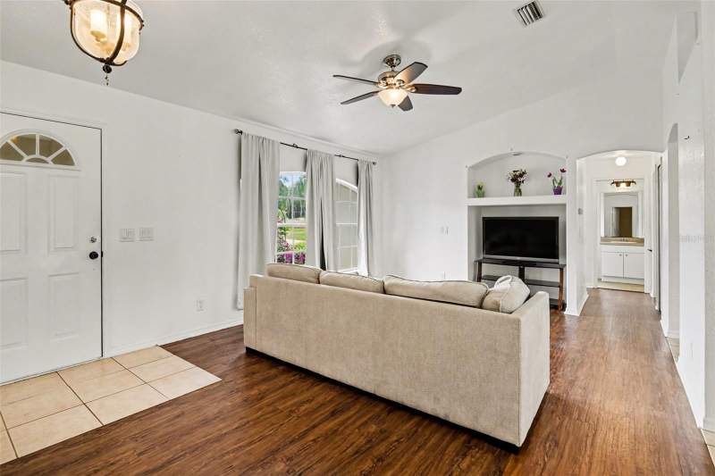 3 bedroom Single Family Residence at 2638 Ashland Lane, Port Charlotte Sub 05, North Port — photo 4
