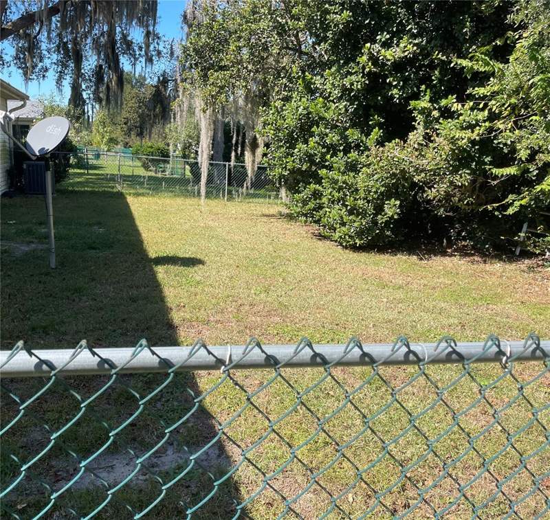 2 bedroom Single Family Residence at 10967 SW 81st Avenue, Oak Run Nbrhd 06, Ocala — photo 3