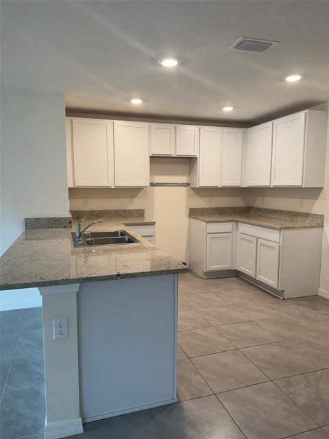 1663 Hazy Sea Drive, Plant City FL - photo 16 of 33