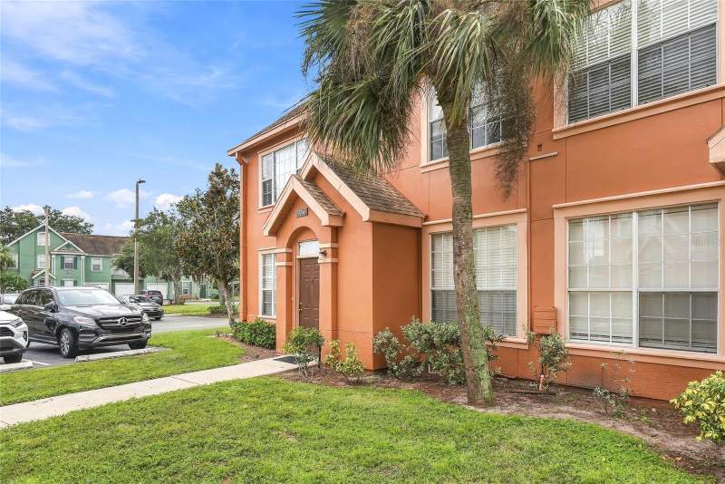 2 bedroom Condominium at 9746 Lake Chase Island Way, Lake Chase Condo, Tampa — photo 5