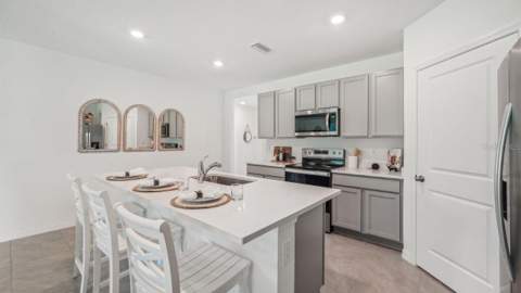7650 Wheat Stone Drive, Zephyrhills FL - photo 6 of 6