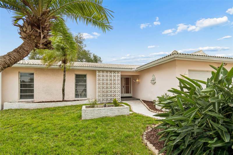 3 bedroom Single Family Residence at 14363 Neptune Road, Imperial Point, Seminole — photo 2