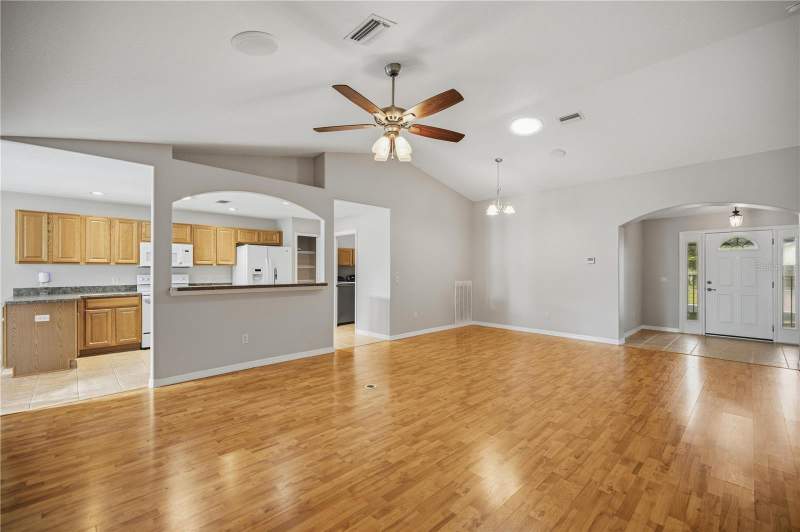 3 bedroom Single Family Residence at 15673 SW 11th Terrace Road, Summerglen Ph 04, Ocala — photo 5