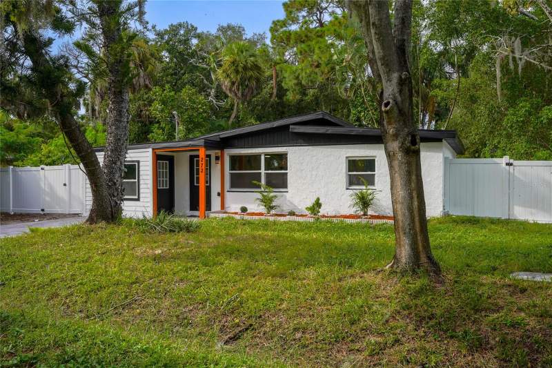 4 bedroom Single Family Residence at 272 36th Street Court, Clover Leaf Park, Palmetto — photo 2