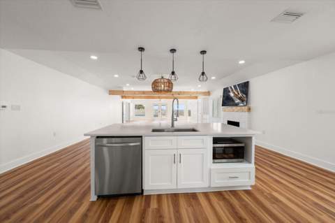 1038 Eldorado Avenue, Clearwater FL - photo 10 of 50