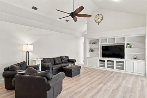 3553 Florian Terrace, Palm Harbor FL - photo 14 of 87