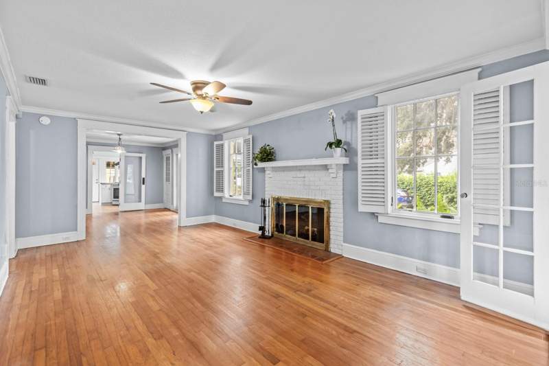 2 bedroom Single Family Residence at 1002 Delaney Avenue, Phillips Place, Orlando — photo 4