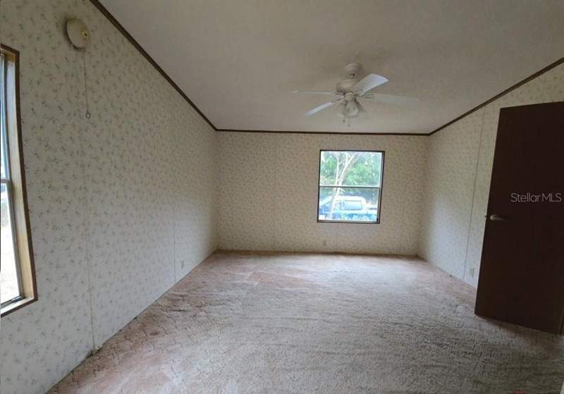 3 bedroom Manufactured Home at 12906 NW 38th Avenue, Not In Community, Reddick — photo 4