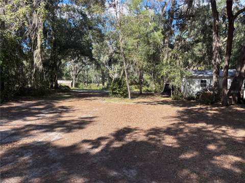 5870 SE 166th Court, Ocklawaha FL - photo 8 of 24