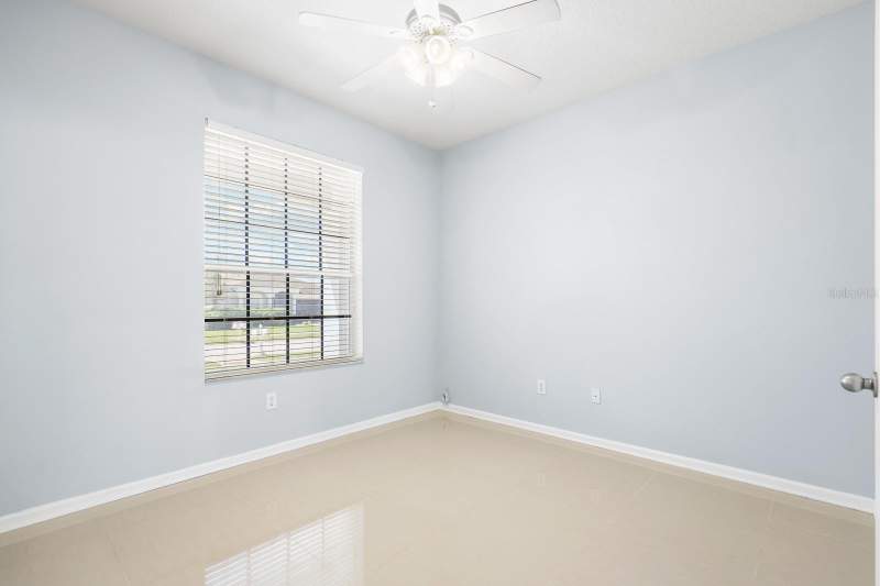 4 bedroom Single Family Residence at 30419 Randall Manor Street, Palm Cove Ph 1A, Wesley Chapel — photo 5