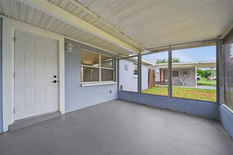 2 bedroom Single Family Residence at 11982 106th Street, Orange Lake Village, Largo — photo 3