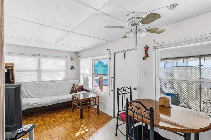 2 bedroom Mobile Home at 12766 Seminole Boulevard #10, Oasis Mobile Home Park Unrec, Largo — photo 4