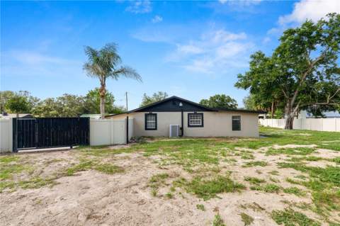 4120 Orange Avenue, Mulberry FL - photo 9 of 99