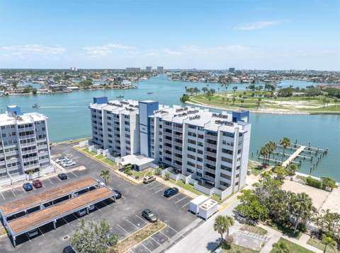 450 Treasure Island Causeway #102, Treasure Island FL - photo 15 of 41