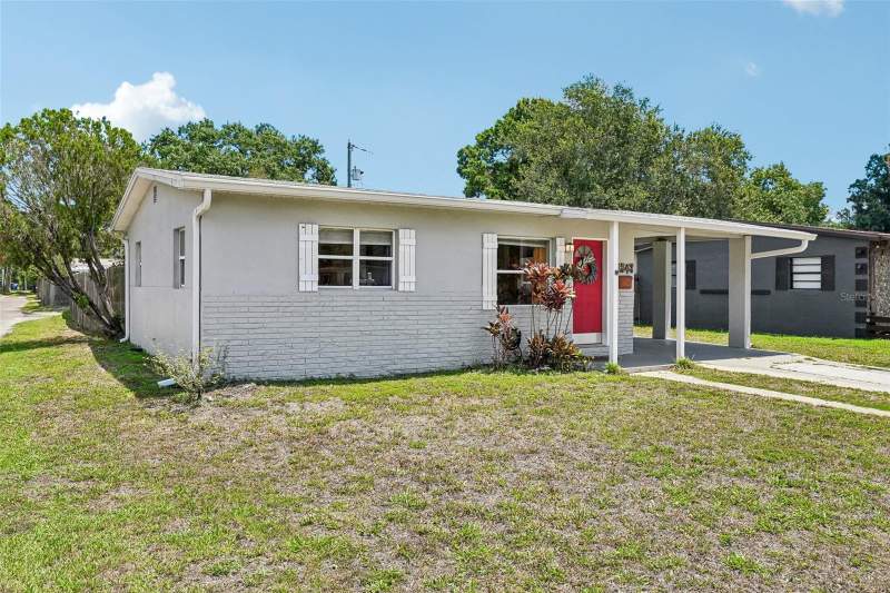2 bedroom Single Family Residence at 1547 56th Avenue, North Euclid Oasis, St Petersburg — photo 3