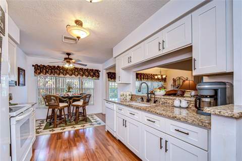 6543 Pine Walk Drive, New Port Richey FL - photo 18 of 43
