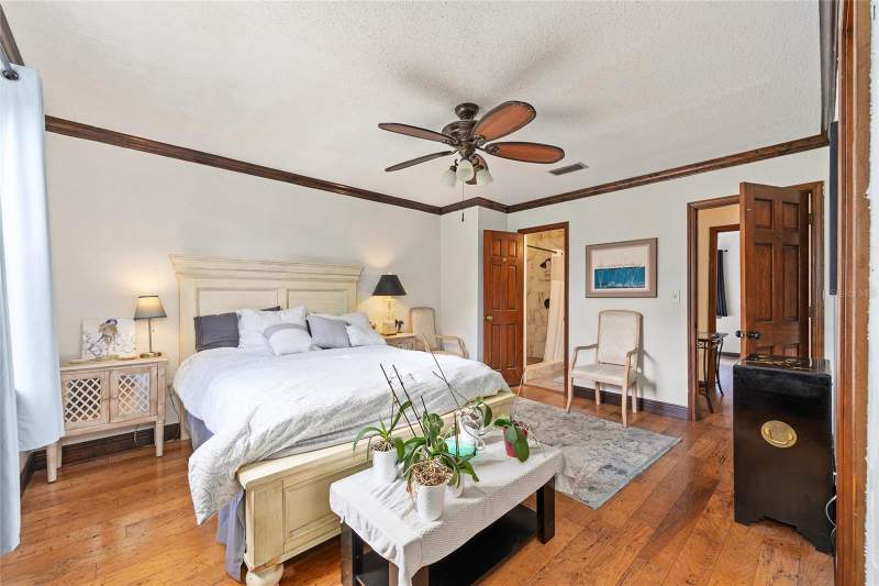 5 bedroom Single Family Residence at 16353 NW 130 Street, Williston, Williston — photo 3