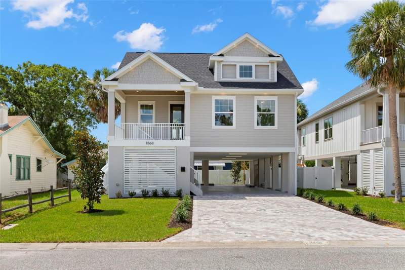 1868 MISSISSIPPI AVENUE home for sale in Shoreacres Center