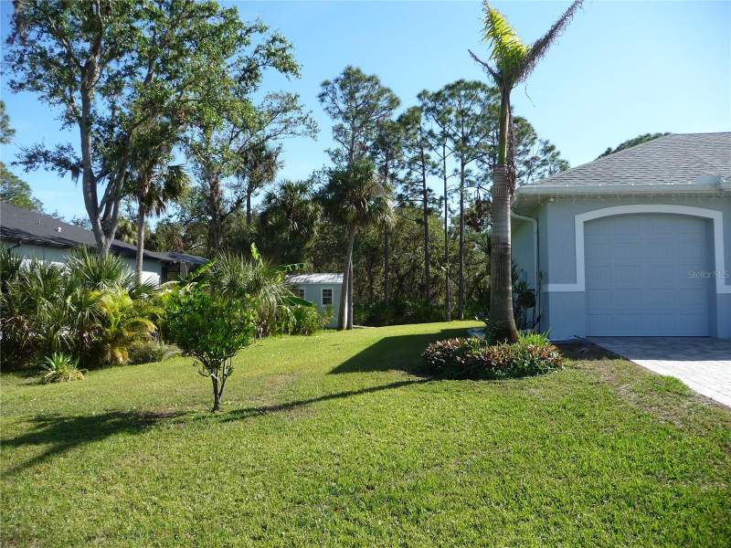 3 bedroom Single Family Residence at 380 Hoffer Street, Port Charlotte Sec 024, Port Charlotte — photo 4