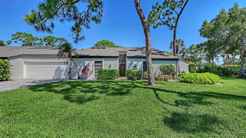 2 bedroom Villa at 4391 Woodmans Chart #155, Woodmans Chart, Sarasota — photo 1