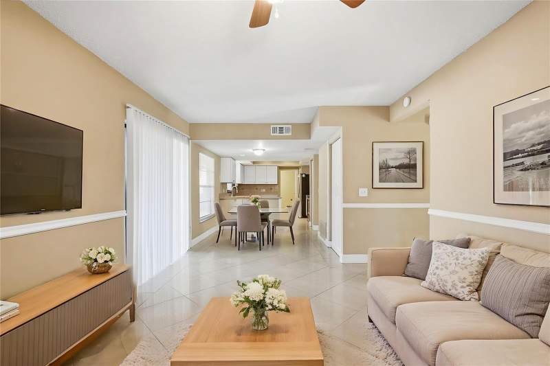 3 bedroom Single Family Residence at 15908 Bridgewater Lane, Country Place West Unit IV, Tampa — photo 3