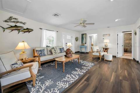 1626 Sea Breeze Drive, Tarpon Springs FL - photo 20 of 99