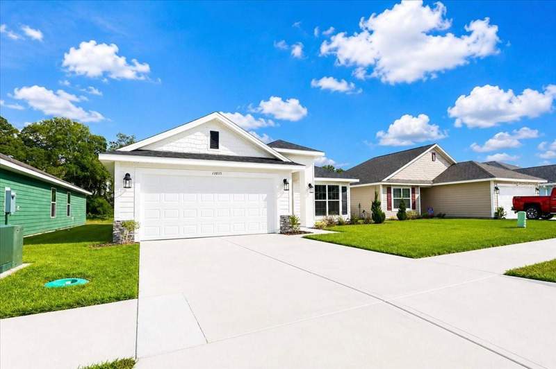 4 bedroom Single Family Residence at 2549 SW 250TH DRIVE #SW 250th TERRACE, Country Way South-Phase 2, Newberry — photo 4