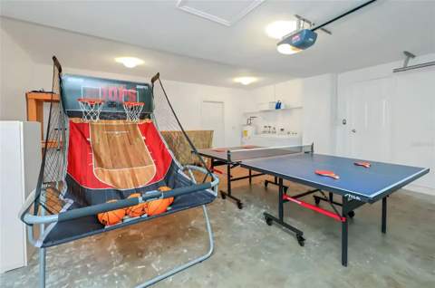 1532 Tangerine Street, Clearwater FL - photo 9 of 32