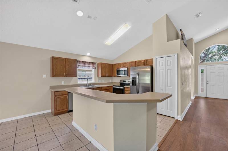 3 bedroom Single Family Residence at 2887 Doe Run Trail, Fawn Ridge Ph 01, Orange City — photo 3