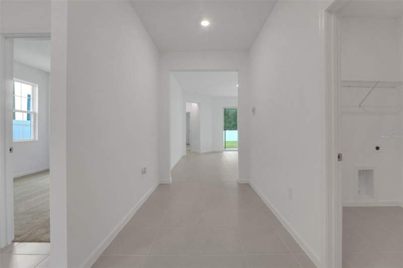 4 bedroom Single Family Residence at 1044 Luke Avenue, Willowbrook North, Winter Haven — photo 4