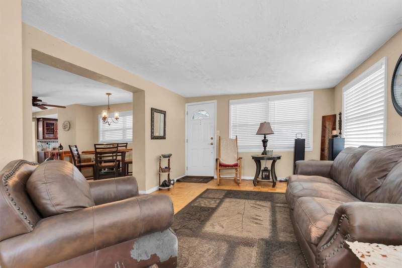 2 bedroom Single Family Residence at 3227 48th Avenue, Thunderbird Hill, St Petersburg — photo 3