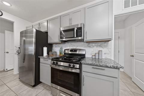 15140 Windflower Alley, Winter Garden FL - photo 9 of 34