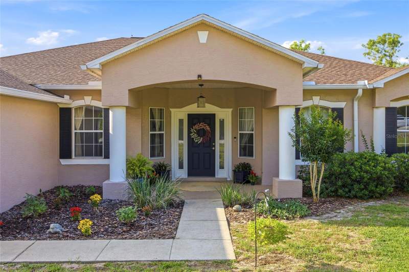 4 bedroom Single Family Residence at 11578 SW 50th Circle, Kingsland Country Estate, Ocala — photo 2