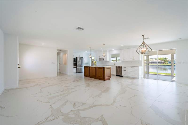 3 bedroom Single Family Residence at 13797 Pinecrest Drive, Hillcrest Manor, Largo — photo 5
