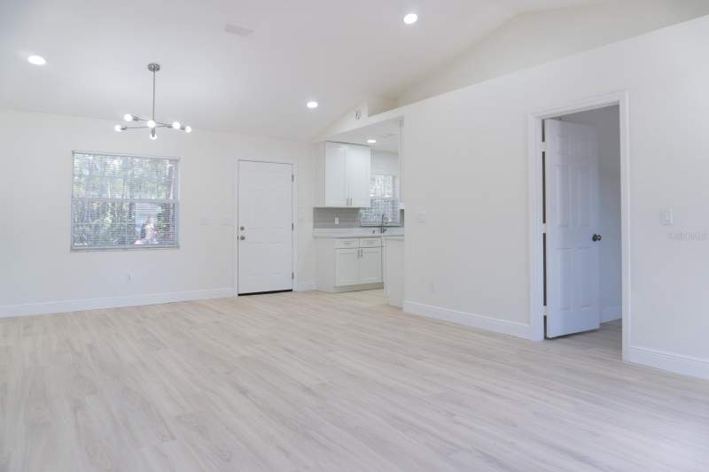 3 bedroom Single Family Residence at 5701 NW 59th Court, Ocala Park Estate, Ocala — photo 2