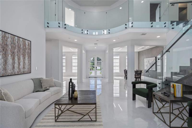 5 bedroom Single Family Residence at 10849 Emerald Chase Drive, Waters Edge Boca Pointe At Turtle Creek, Orlando — photo 4