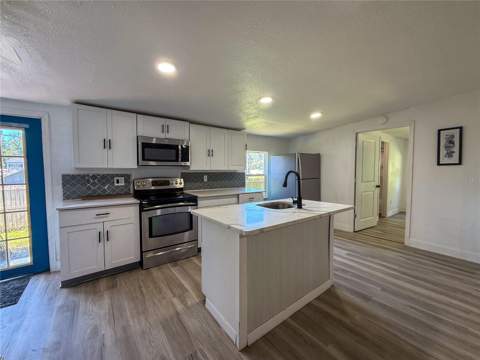 18920 3rd Avenue, Orlando FL - photo 6 of 20