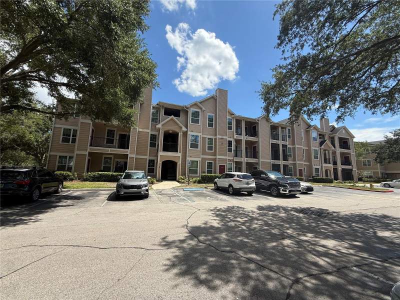 2015 ERVING CIRCLE #102 home for sale in Bourdeaux