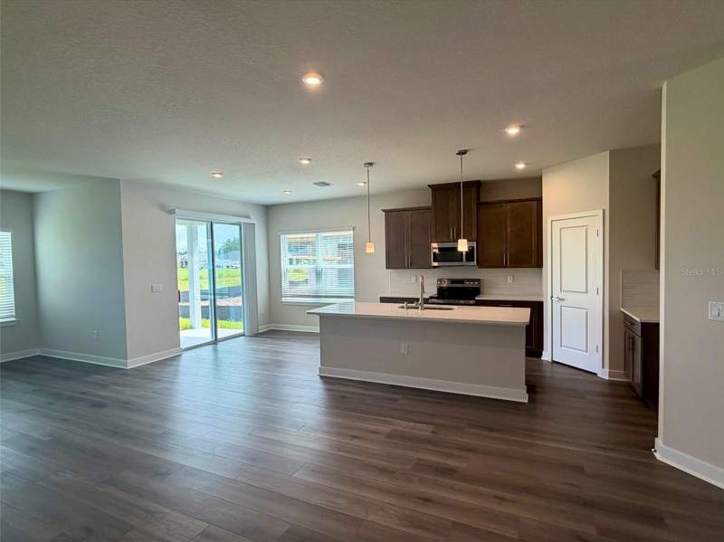 3 bedroom Single Family Residence at 2578 White Ladyfish Road, Cypress Ridge Ranch, Wimauma — photo 5