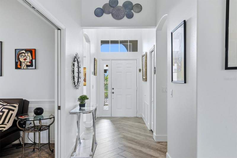 2 bedroom Single Family Residence at 8945 Whitemarsh Avenue, Stoneybrook Golf & Country Club, Sarasota — photo 5