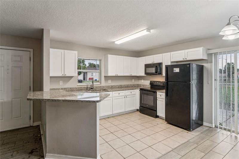 3 bedroom Single Family Residence at 1113 Union Street, Douglas Park, St Petersburg — photo 5
