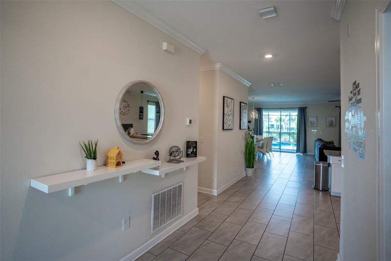9 bedroom Single Family Residence at 2746 Oxymoron Way, Storey Lake III, Kissimmee — photo 2