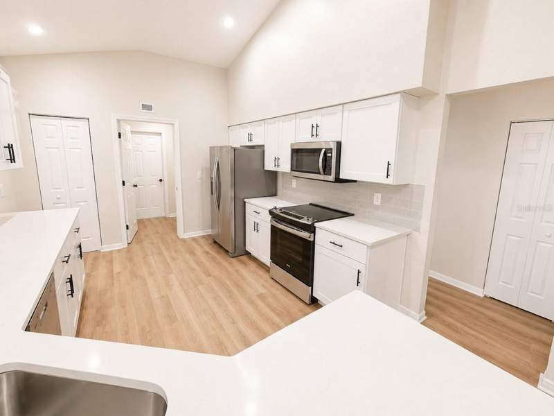 3 bedroom Single Family Residence at 17440 SE 112th Avenue, Floridian Club Estate, Summerfield — photo 3