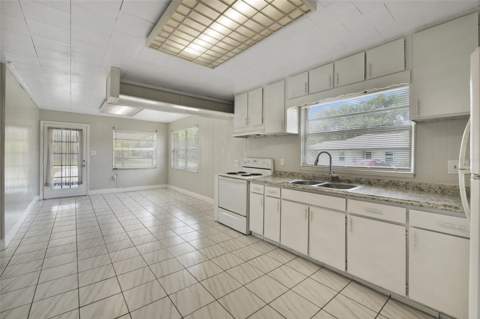 601 Louisiana Avenue, St Cloud FL - photo 8 of 34