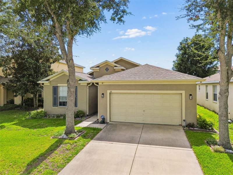 211 FAIRMONT DRIVE home for sale in Villages/Avalon
